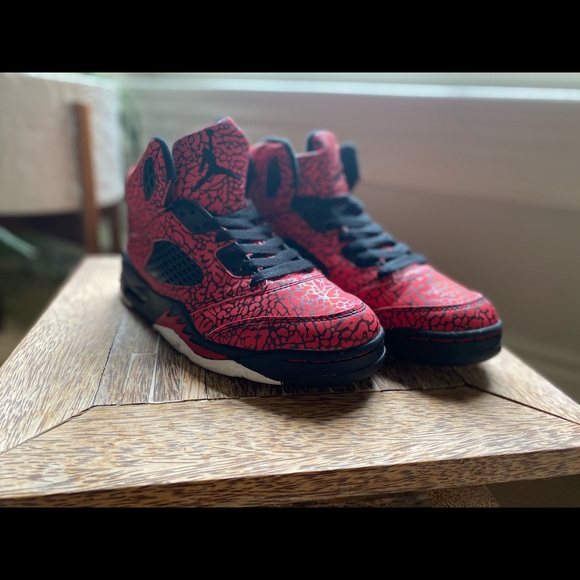 Air Jordan 5! Size YOUTH 5 Unique Color Way! - Picture 1 of 3